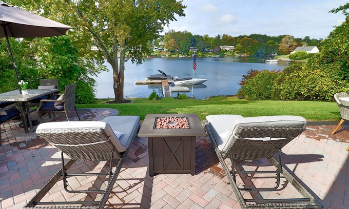 Brookfield House | NEW Candlewood Lake 3BR 2BA Direct Waterfront Home~ Dock~Fire Pit~Sunset Views!