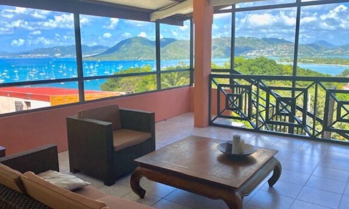 Sainte-Anne Apartment | New! Canouan, superb T3 sea view, 80m2 terrace