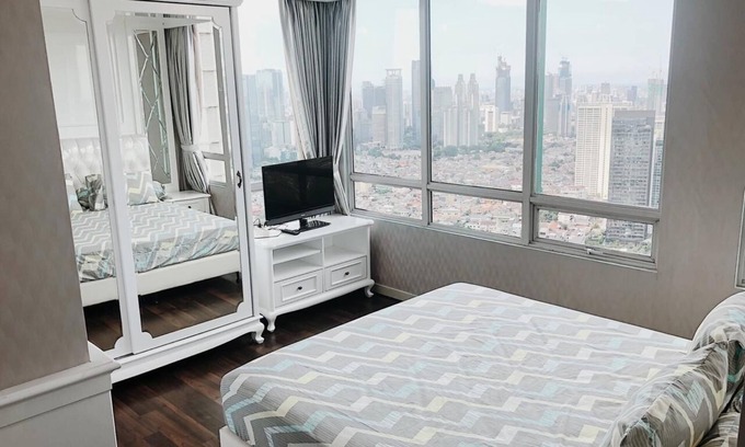 Kuningan Apartment | NEW Clean & Luxurious 2BD Apt in Business District +Kuningan City Mall Access