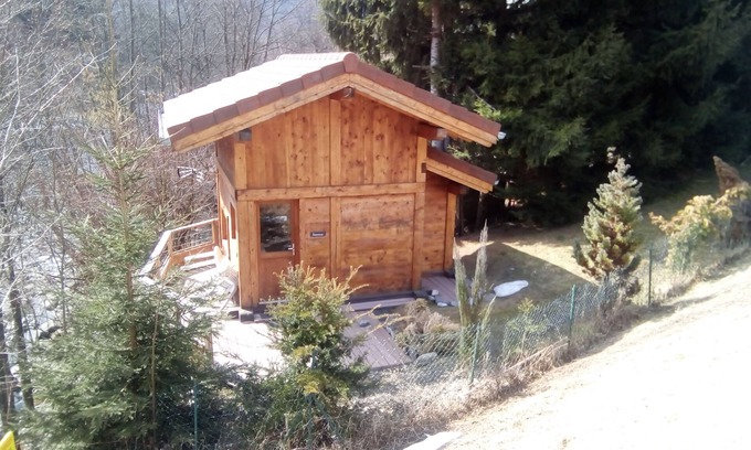 Servoz Ski Chalet | New, comfortable and well equipped. Pets allowed on request