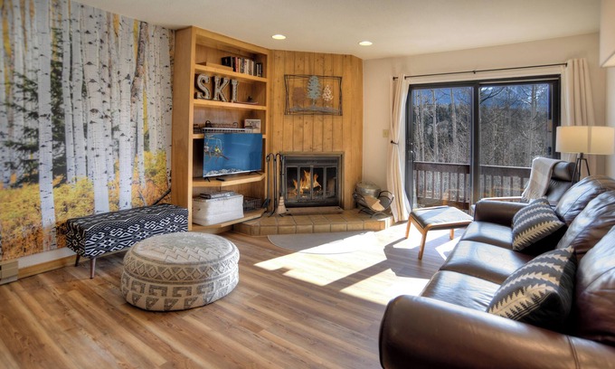 Purgatory Condo | New! Cozy Aspen Grove Retreat (#311) | Near Ski w/Shuttle - Deck/Pool/HotTub