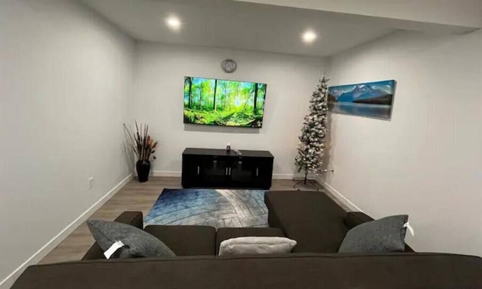 Saskatoon House | New cozy suite in brighton, saskatoon Sk