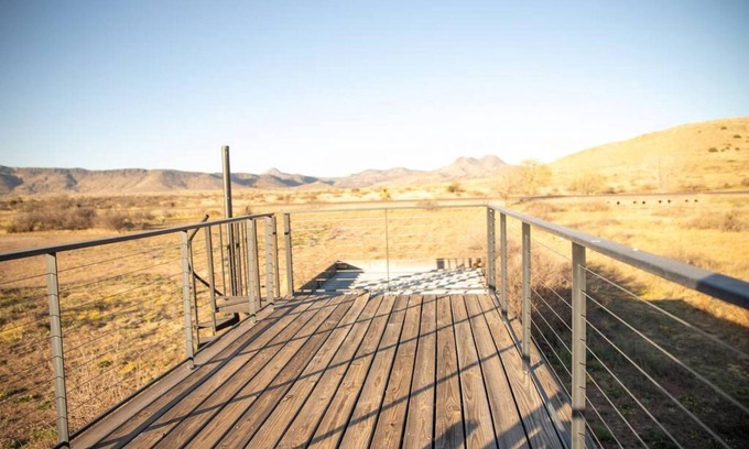 Alpine House | New Endless Sunsets-container Home
