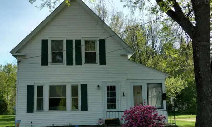 Fryeburg House | New Englander in Historic Village