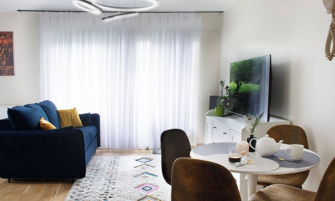 Fontenay-aux-Roses Apartment | New Flat near Paris with Secure Parking 7' to RER B direct line CDG ORY