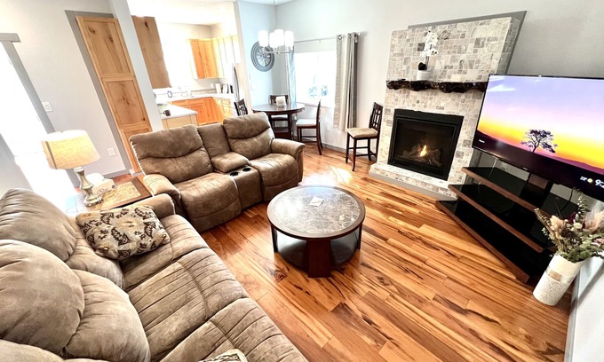 Regional District of Nanaimo House | New Guesthouse by Westwood Lake, in Nanaimo, We offer winter and weekly rates