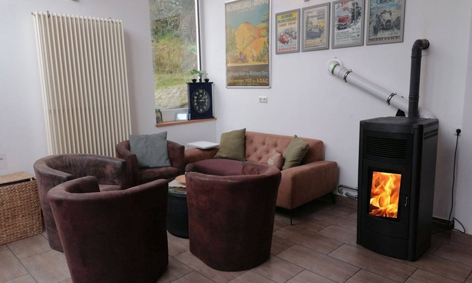 Zweifelscheid House | New holiday home Eifel-Atrium of the southern Eifel rock country