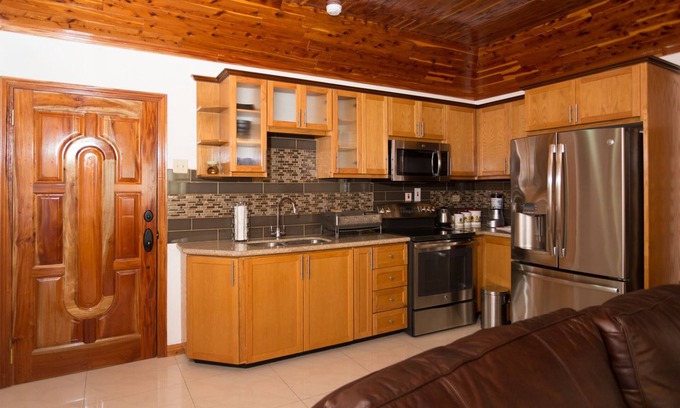 New Kingston Apartment | New Kingston Guest Apt at Fairway