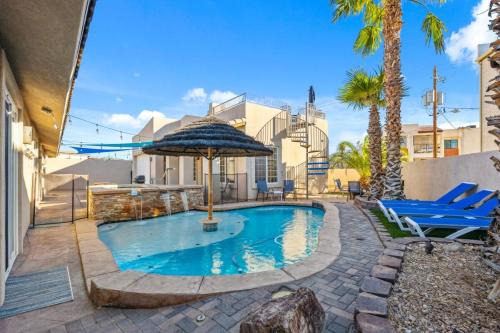 Lake Havasu City House | NEW Lakeside Hideaway Spa Game Room Firepit