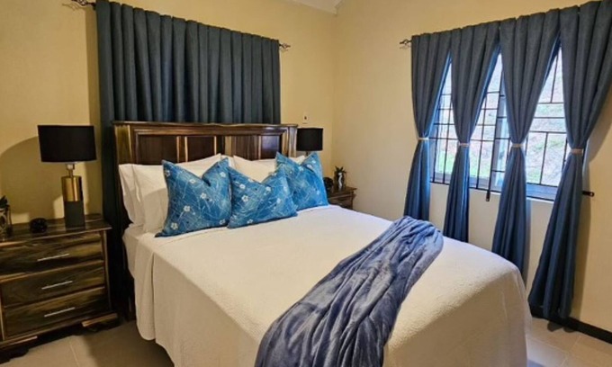 Montego Bay House | NEW LISTING! Charming 2-bedroom house in marvelous St.Bran's Burg with AC, WiFi