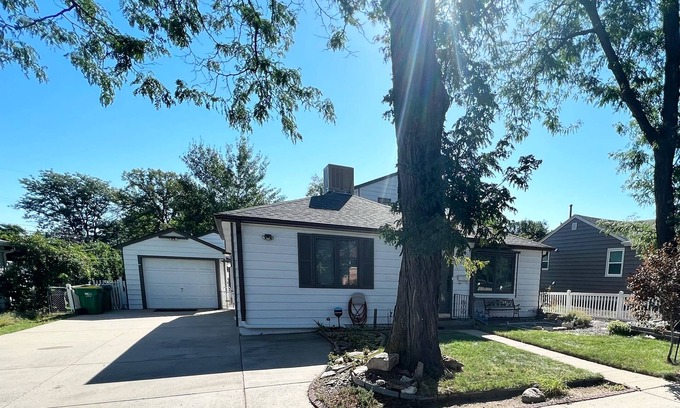 Denver House | NEW Listing! Inner city but quiet neighborhood Entire Guest House
