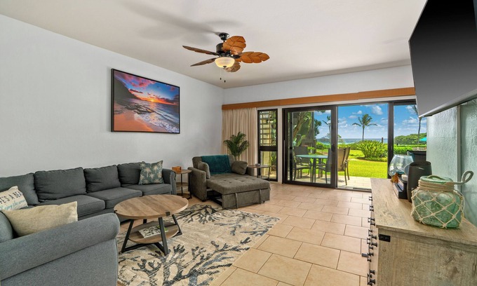 Lihue Condo | New Listing! Ocean and Pool Front Remodeled Condo