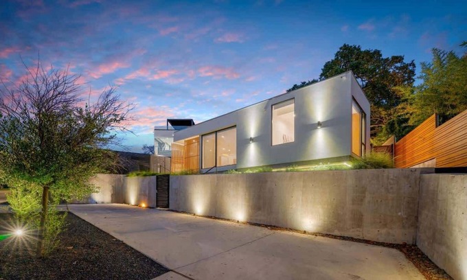 Galindo House | New Listing Sale! Austin's Best Modern 2BR Casita