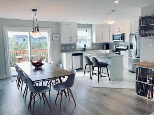 Halifax House | New Luxury Home with Gym, Sauna, Patio, and AC