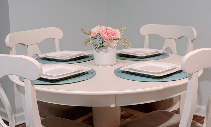 Five Forks Apartment | New Luxury Studio Suite. Superhost with 4.9 Stars on Airbnb. Sleeps 4