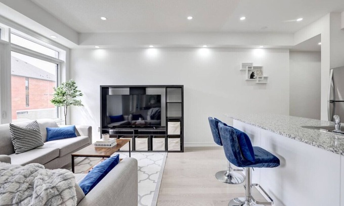 Ajax House | New Modern 3bed Home Thermëa