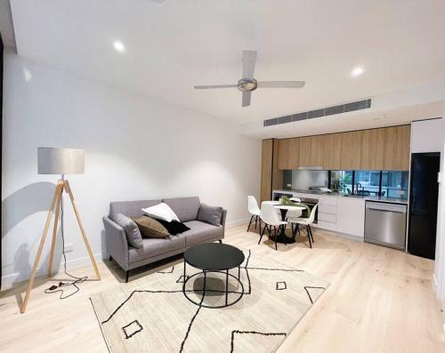 Chermside Apartment | New Modern apartment next to Westfield Chermside