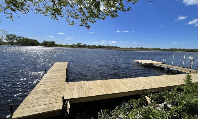 Tichigan House | New! Modern River & Lake House – Book Now!