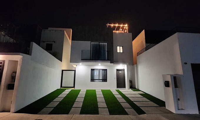 La Joya House | New panoramic ocean view relaxing home near Rosarito BC