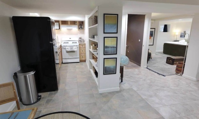 Petworth Apartment | NEW! Park View Studio - Perfect for 2