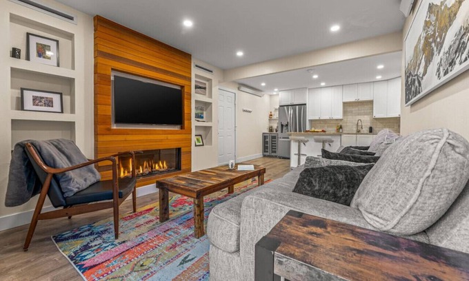 Avon Apartment | New | Prime Location | Skier`s Paradise