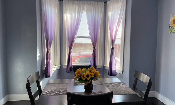 North End House | New renovated 1B/1B entire unite
