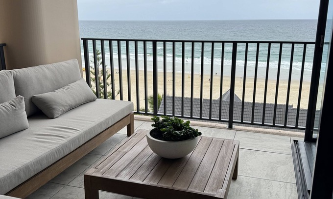 Palm Beach Apartment | New Resort Style Ocean Front Apartment Palm Beach
