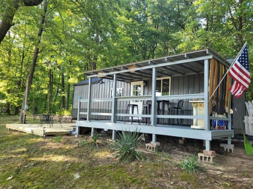 Greenville House | New! Robin's Nest - Cute Lakefront Tiny House!