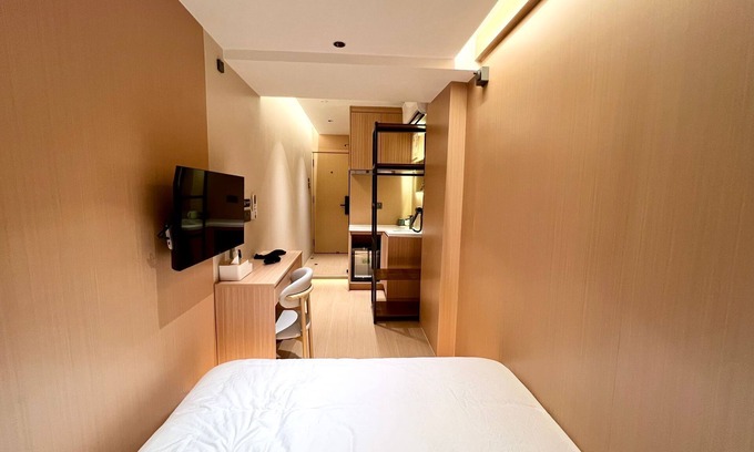 Tsim Sha Tsui Apartment | [New Serviced Apartment] Cozy studio - Unit B