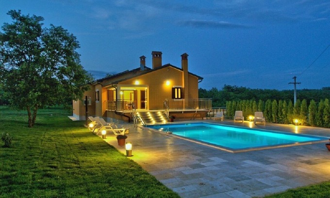 Zabrezani Apartment | NEW! Spacious and luxurious apartment with private 50m2 pool!
