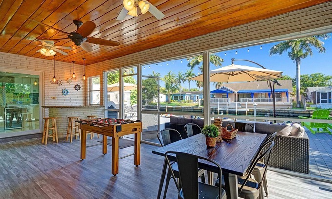 North Central Hollywood House | NEW! Spacious Relaxing Home With Boat Dock
