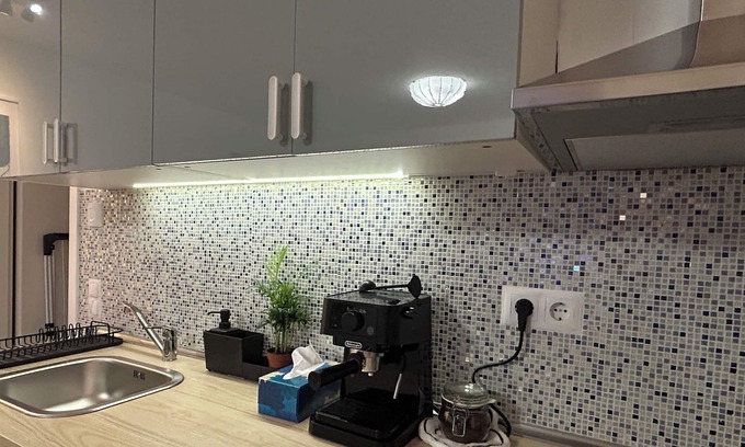 Ujlipotvaros Apartment | New Studio-Free Parking (EVCS)