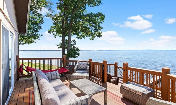 North Bay House | NEW! Sweeping Views with our Lakefront Cottage!