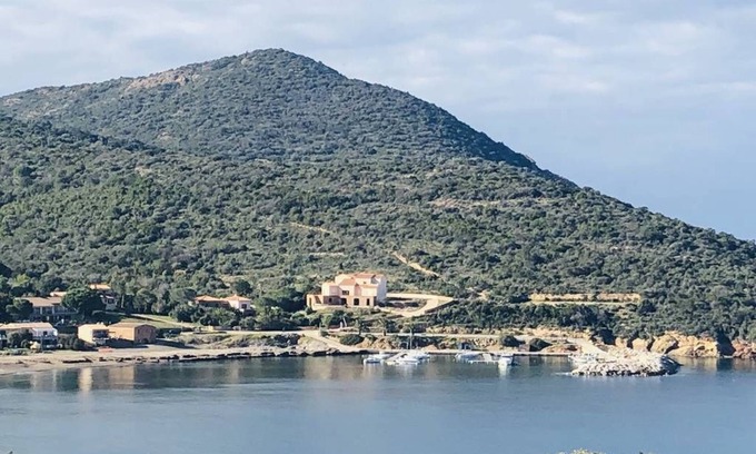Galeria House | New T3, sea view, air-conditioning, wi-fi, quiet, near beaches & shops (3* et 3 épis)