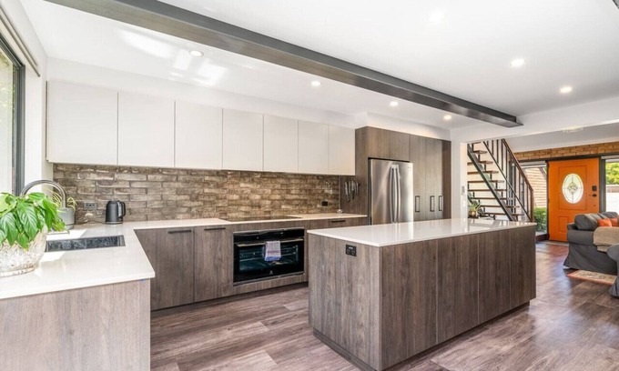 Garran Apartment | New to VRBO: 3BR Home near Canberra Hospital & Parliament