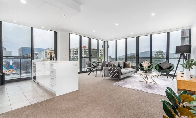 Braddon Apartment | New to VRBO: Roomy 2BR/2BA City-Centre Apt