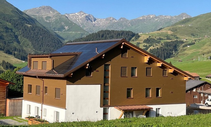 Tujetsch Apartment | New vacation apartment in the middle of the SkiArena Andermatt Sedrun with indoor golf course