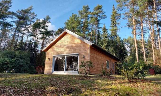 Hoevelriege House | New vacation home in the middle of the forest