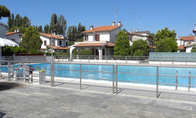 Lido delle Nazioni House | New villa in residence with swimming pool on the sea