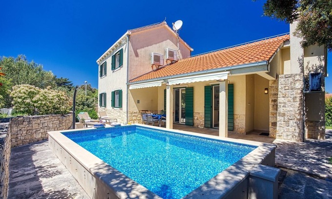 Dracevica Villa | NEW! Villa SAN with heated pool, traditional surroundings, 3-bedrooms