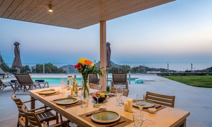 Mariou Villa | New Villa with spectacular 180° Sea View,Private Pool & BBQ,5 min from the Beach