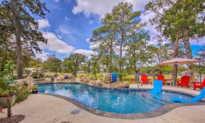 Tool Cottage | NEW! Waterfront ‘Hidden Haven’ w/ Pool & Hot Tub!