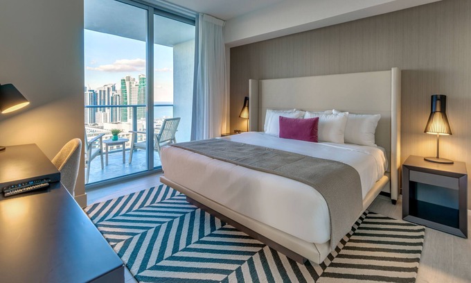 South Lake Apartment | NEW2019 CornerSuite Amazing WaterViews