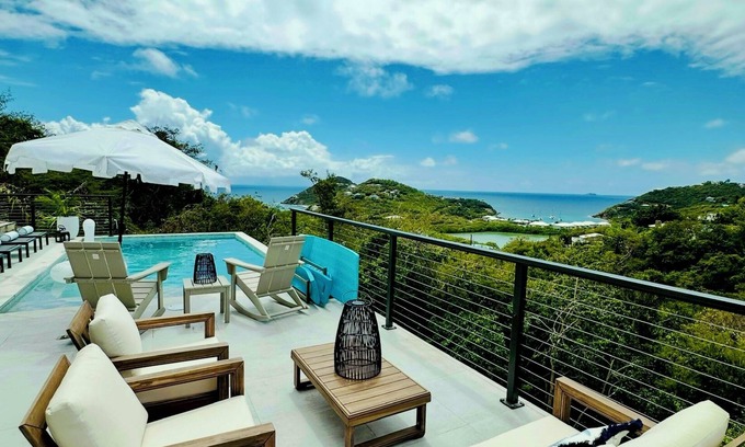 Estate Chocolate Hole and Great Cruz Bay House | NEWEST House on St John! Gorgeous! Secluded Pool, 6 min from ferry, Sleeps 12