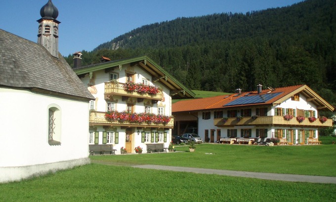 Jachenau Apartment | Newly built comfortable apartment with wellness area