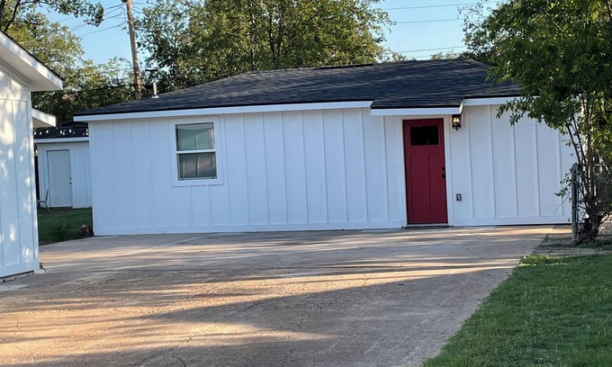 Abilene Apartment | Newly constructed 2-bedroom apartment within walking distance to ACU and stadium