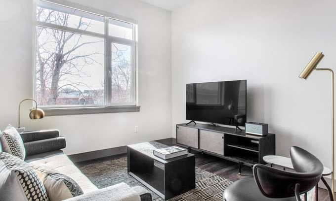 Somerville Apartment | Newly constructed Sommerville 2BR w/Rooftop, W/D in unit by Blueground