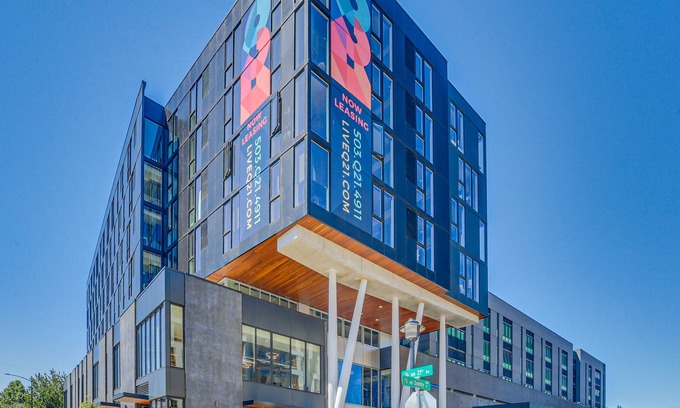Uptown Condo | Newly Finished Nob Hill Condo w/Central Location Perfect for Exploring the City