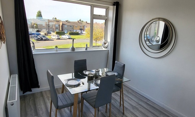 Weston on Trent Apartment | Newly Refurbished 3 Bedroom Flat