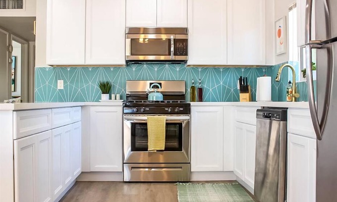 Camelback East House | Newly Remodeled Mid Century Saguaro House (36)